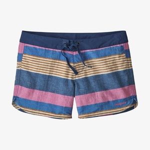 Patagonia Women’s Wavefarer Board Shorts